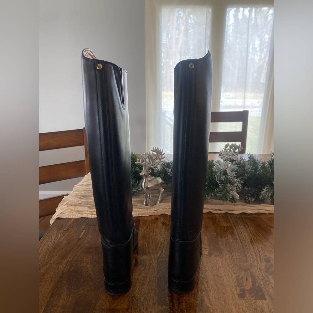 Ariat Riding Boots - Picture 2 of 4